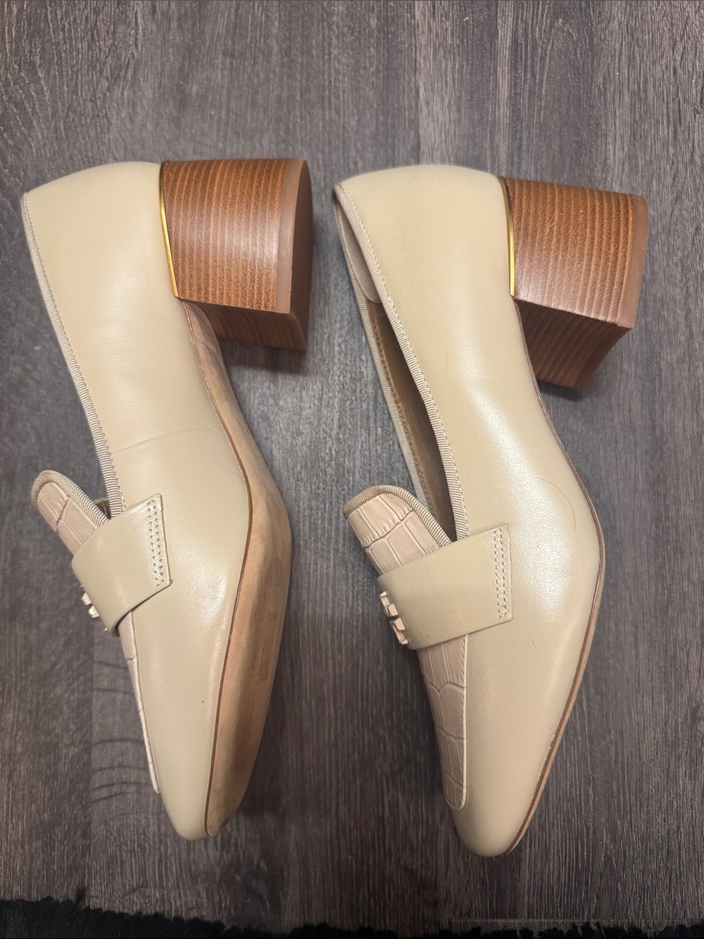 Tory Burch Cream Croc Embossed Block Heel Loafers Size 9 - Picture 2 of 5
